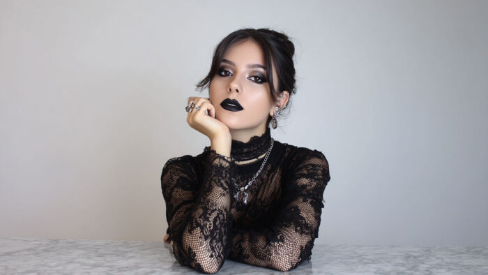 Dark Makeup Looks: Bold & Mysterious Aesthetics