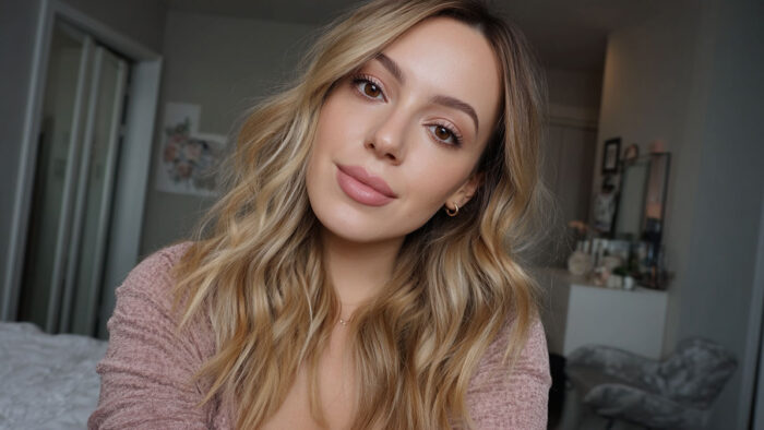 Light Makeup Looks: Fresh & Minimal Beauty