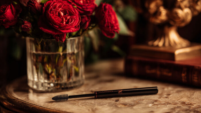 How to Clean Spoolie Brush for Better Brows