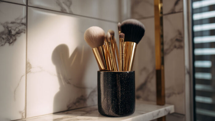 How to Wash Makeup Brushes at Home